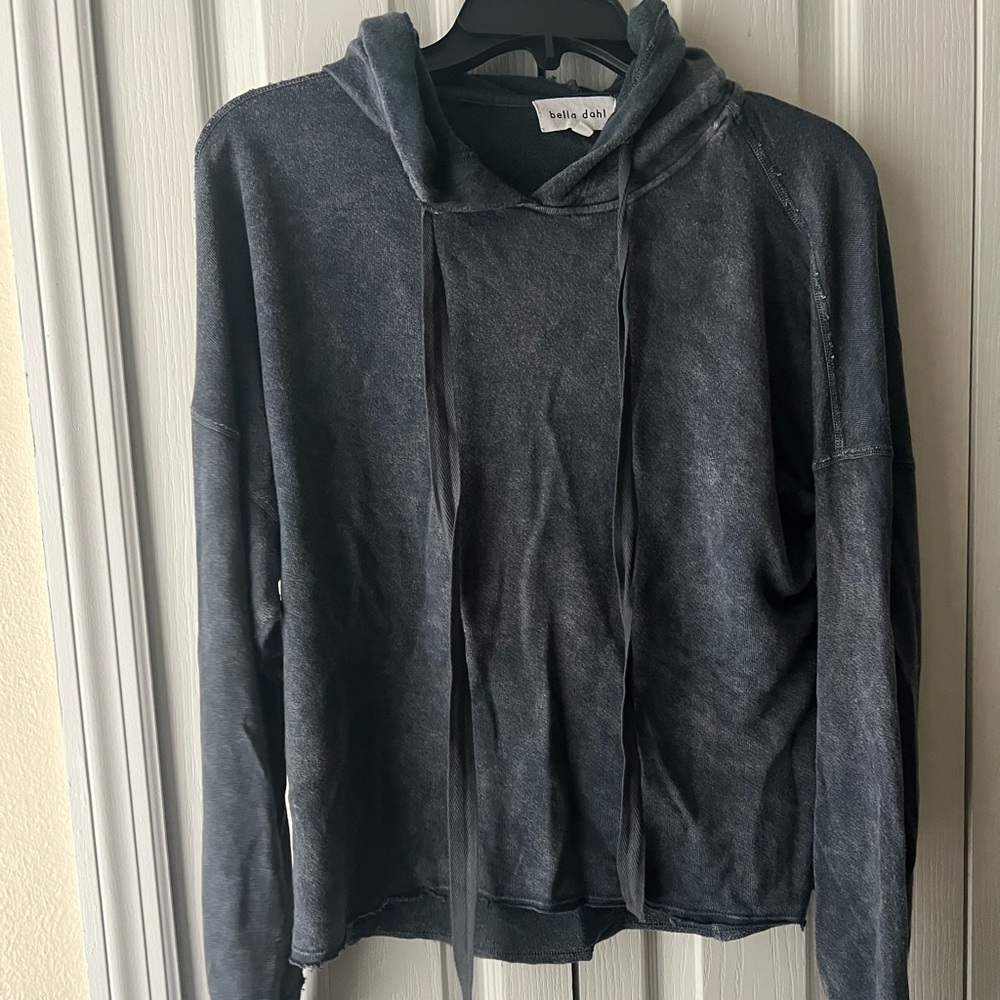 Bella Dahl Vintage Faded Blue Cropped Hoodie